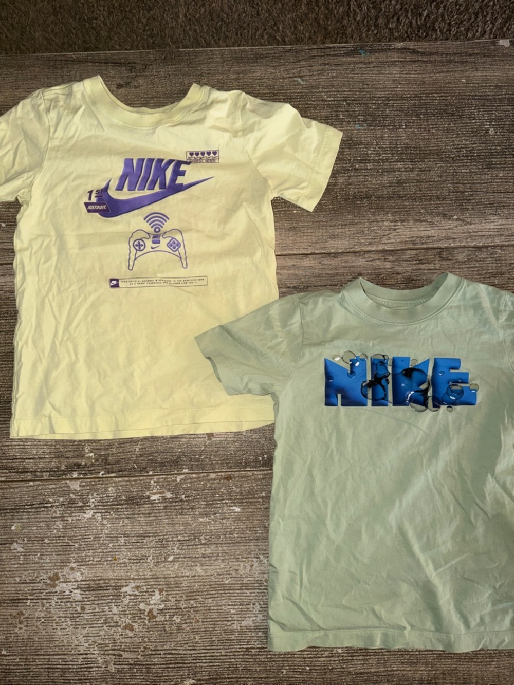 Nike boys short sleeve set of 2 t-shirts